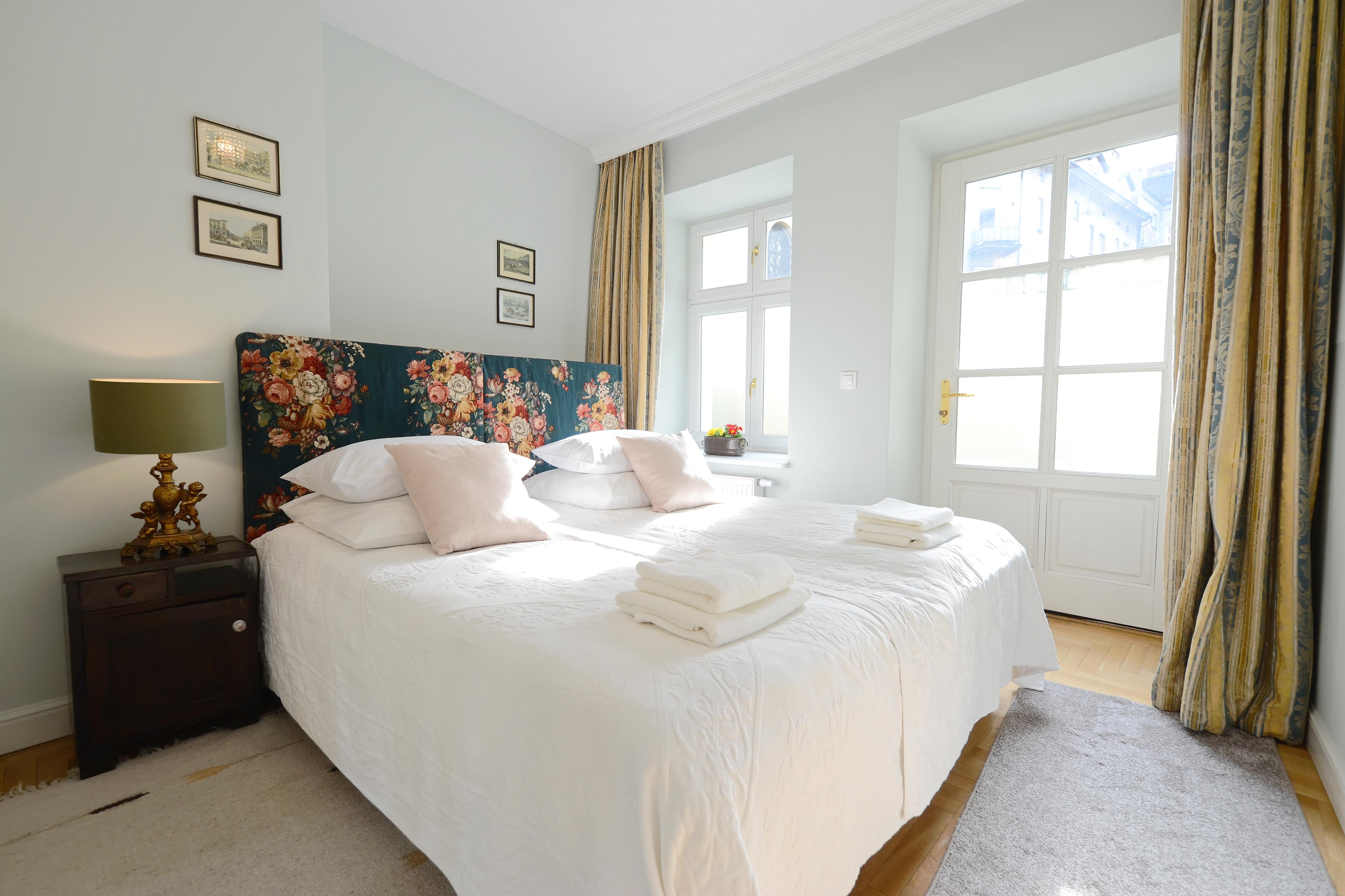 Crystal Suites Chez Helena Krakow Bagian luar foto