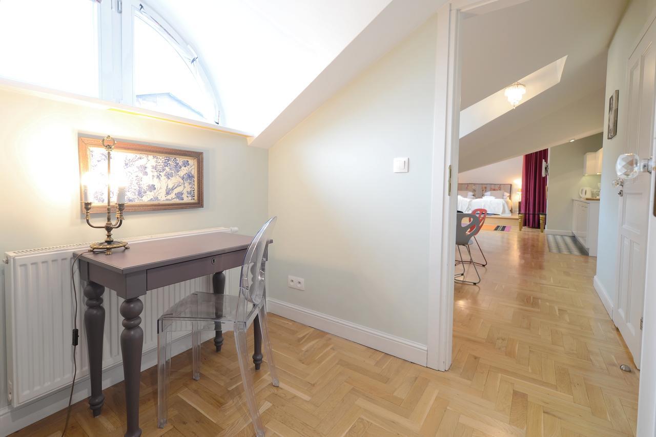 Crystal Suites Chez Helena Krakow Bagian luar foto